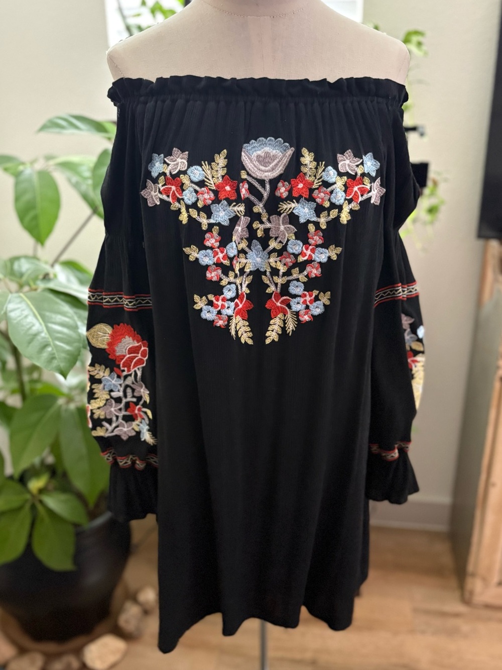 R.Vivimos Black Off the Shoulder Embroidered Colored Floral Dress Peasant Sleeve